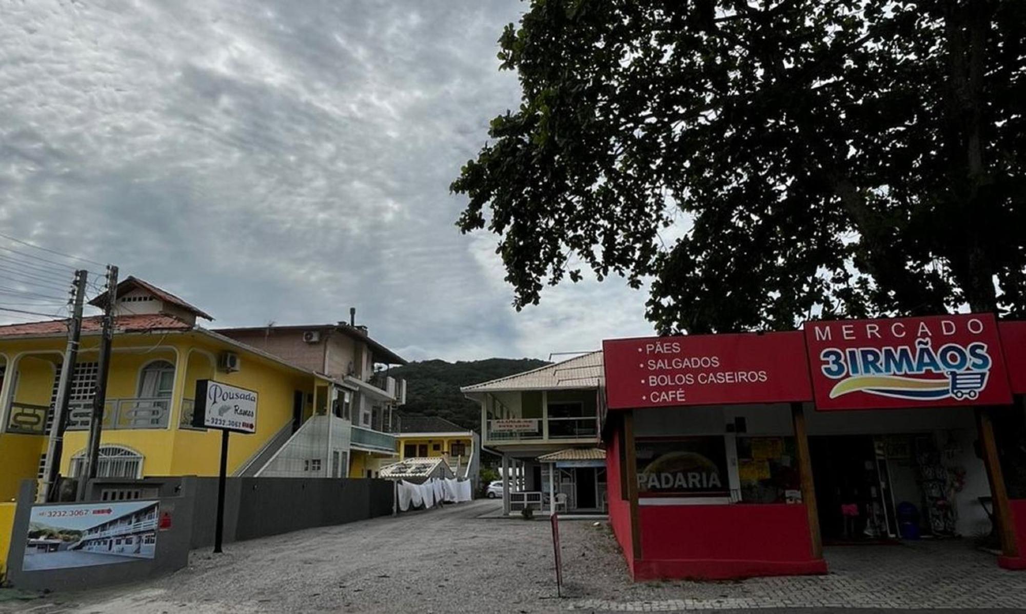 Na Barra Da Lagoa